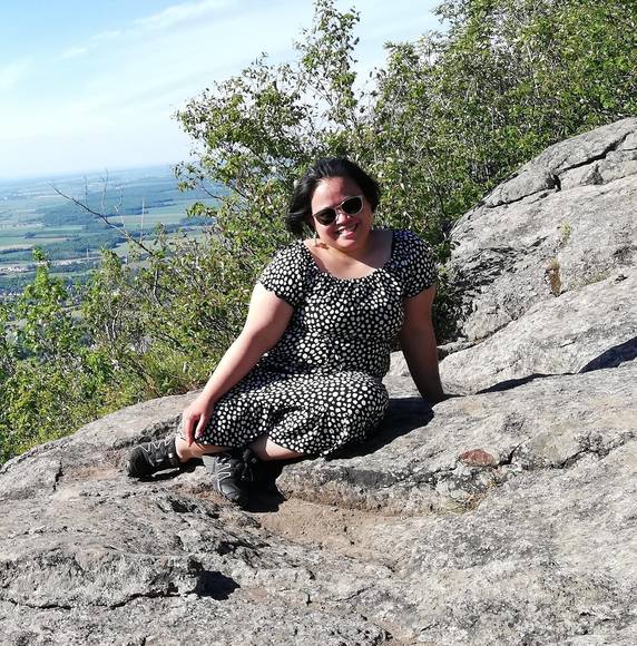 Meet your Posher, Kristine - Picture 1 of 1